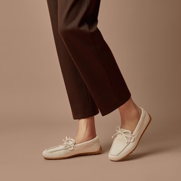 Square-Toe Loafers (Jackie)