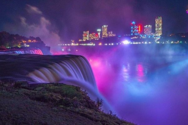 All American Illumination Tour of Niagara Falls