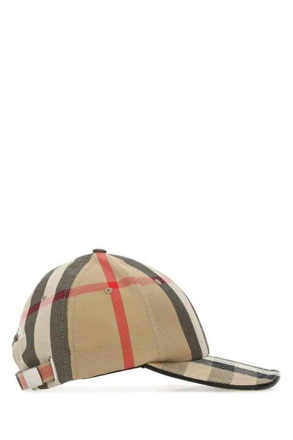 Embroidered cotton baseball cap