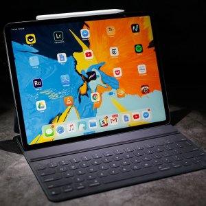 2018 Apple 11"/12.9" iPad Pro