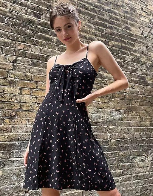 floral print strappy tie front dress in black 