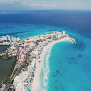 From $190Cancun From Houston Nonstop Roundtrip