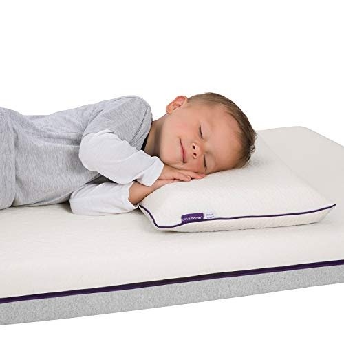 Foam Toddler Pillow - Breathable, Hypoallergenic and Prevents Flat Head Syndrome (+12 months)