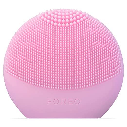 LUNA fofo Smart Facial Cleansing Brush and Skin Analyzer