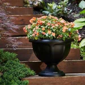 Southern Patio Viceroy Large 18 in. Black High-Density Resin Urn Planter