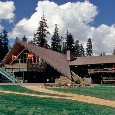 Stay at Mammoth Mountain Inn in Mammoth Lakes, CA