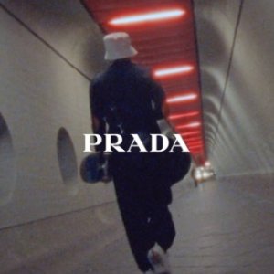 Prada 独家超值好折 超火闪电心、马鞍包、Logo包收不停