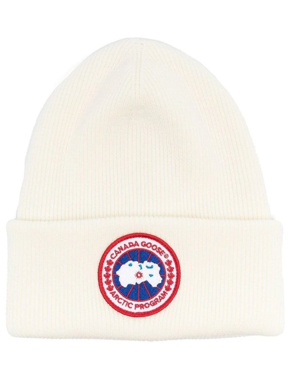 logo-patch wool beanie hat