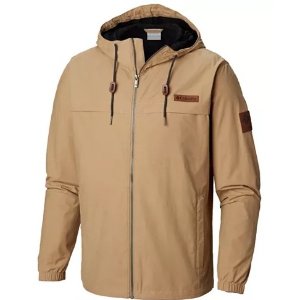 Columbia Outdoor Sports Wears on Sale