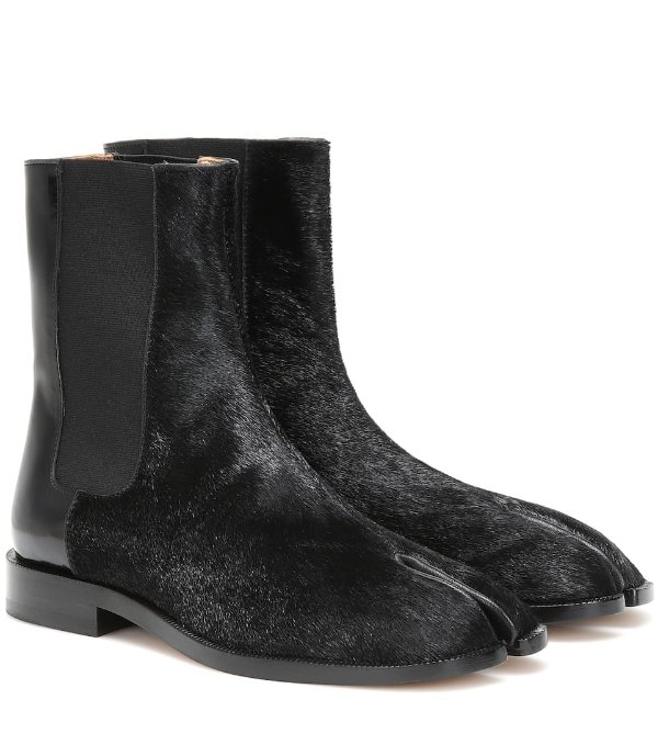 Tabi leather and fur ankle boots