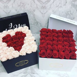 VENUS ET FLEUR Roses @ Saks Fifth Avenue