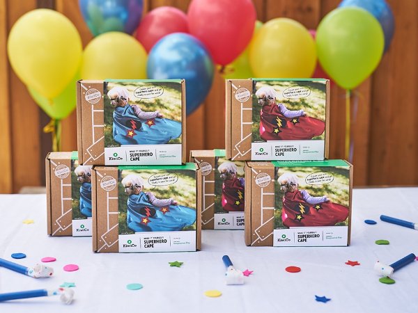 Capes Party Supply Pack (6-Pack) Ages 3+ $77.70 value