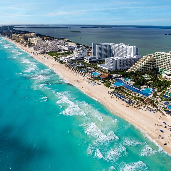 New Adults Only Savings in Cancun | All Inclusive Outlet Deals