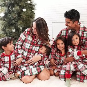 New Markdowns:Carter's Holiday Family Jammies