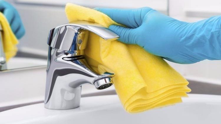 全面又专业的美国16 个浴室打扫必需品 | 如何用不到30分钟将你的浴室打扫干净？