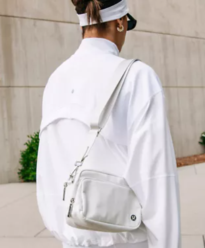 lululemon lululemon Everywhere Crossbody Bag 2L Metal