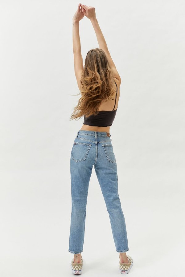 Comfort Stretch Slim Straight Jean – Distressed Medium Wash
