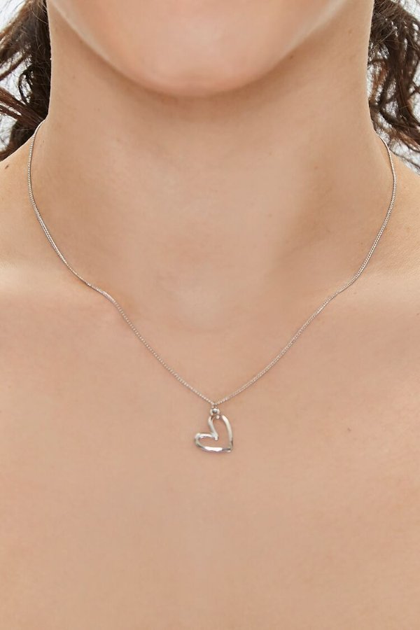 Cutout Heart Charm Necklace