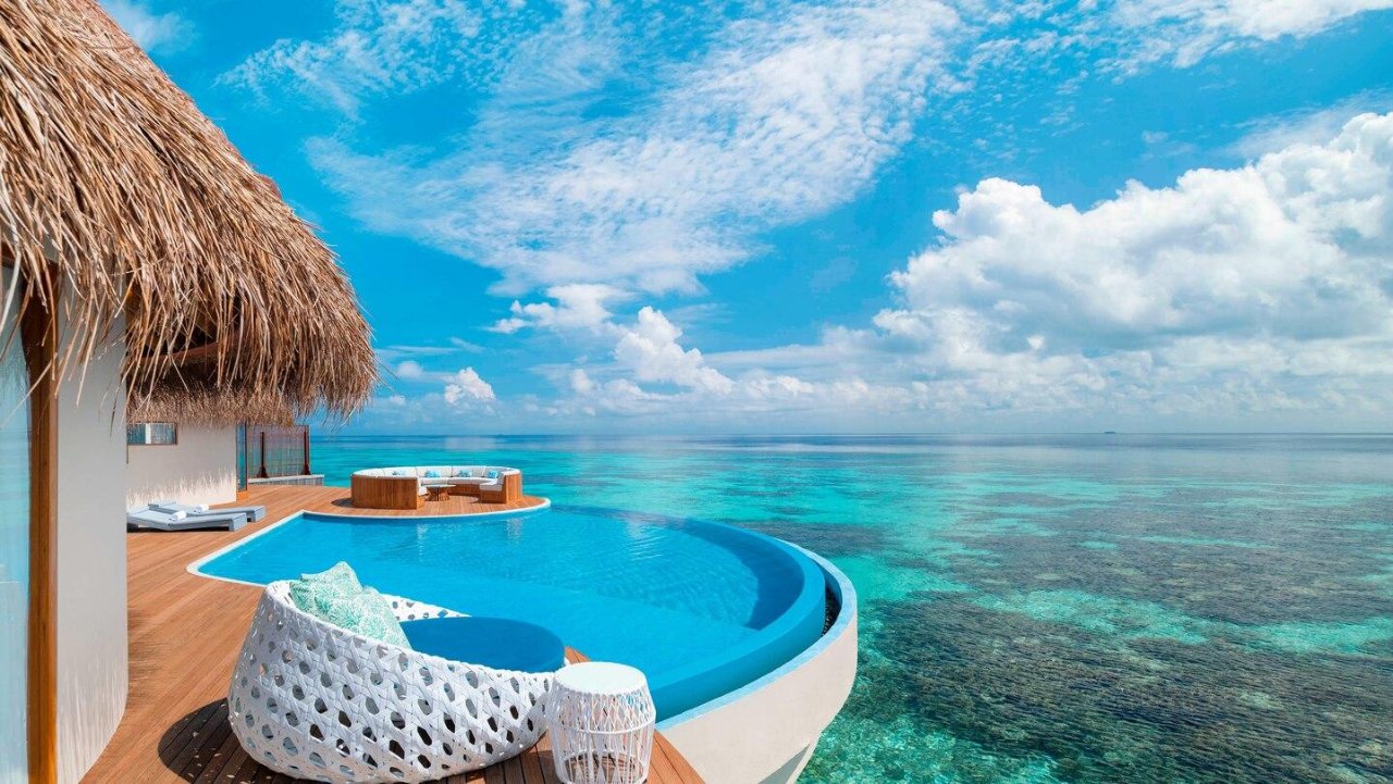 马尔代夫水上屋，是真的存在，不实际体验是完全无法体会的。