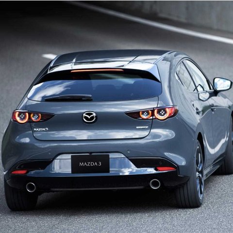 顶尖科技 造型更美2019 Mazda 3 掀背版/三厢版轿车 公布更多消息