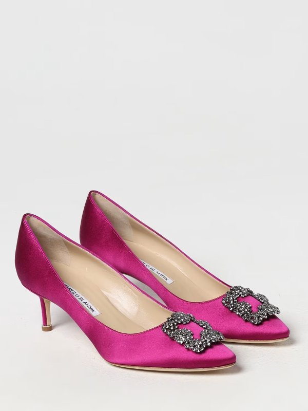 Hangisi pumps in satin with jewel buckle