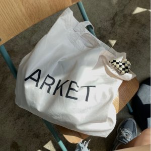 Arket 清仓再降价💙奶白色羽绒服£97、羊毛大衣仅£111！