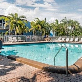 Stay at Rodeway Inn & Suites Fort Lauderdale Airport & Cruise Port Hotel in Florida