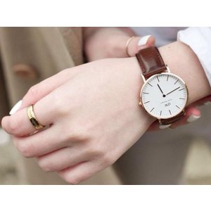 Daniel Wellington Women's 0507DW Classic St. Mawes Stainless Steel Watch with Brown Band @ Amazon