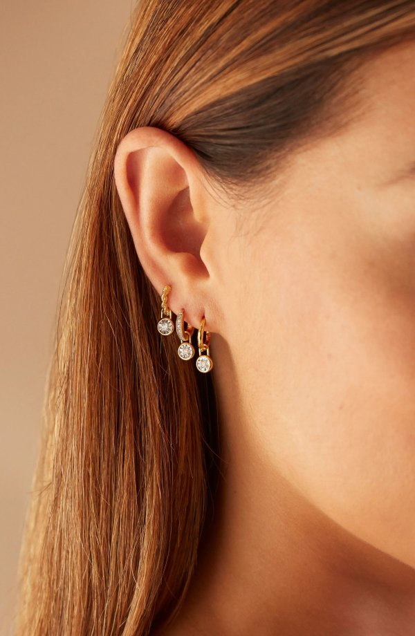 Diamond Essential Huggie Earrings