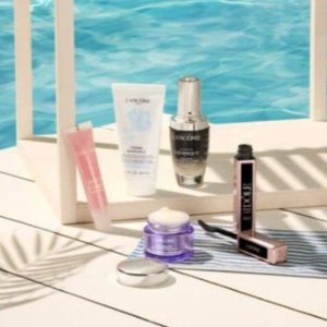 $49 with any purchaseLancôme SUMMER ESSENTIALS SET