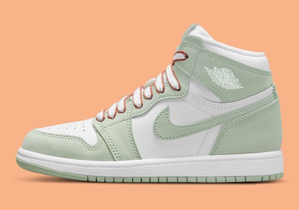 air-jordan-1-retro-high-og-seafoam-healing-orange-white-CU0449-002-8.jpg