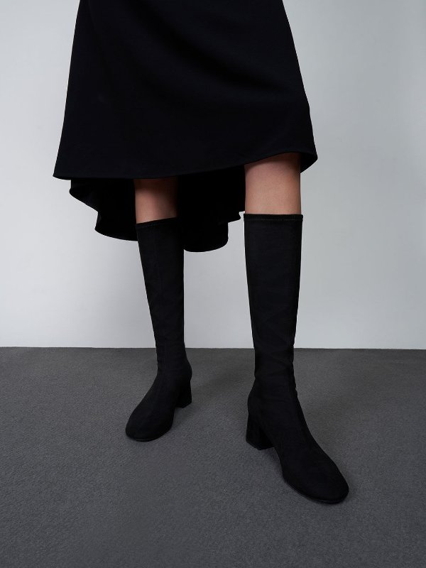Black Textured Block Heel Knee Boots | CHARLES &amp; KEITH