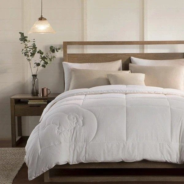 Australian Wool Comforter With Extra Thick Fabric - Large Twin/Full; Full/Queen
