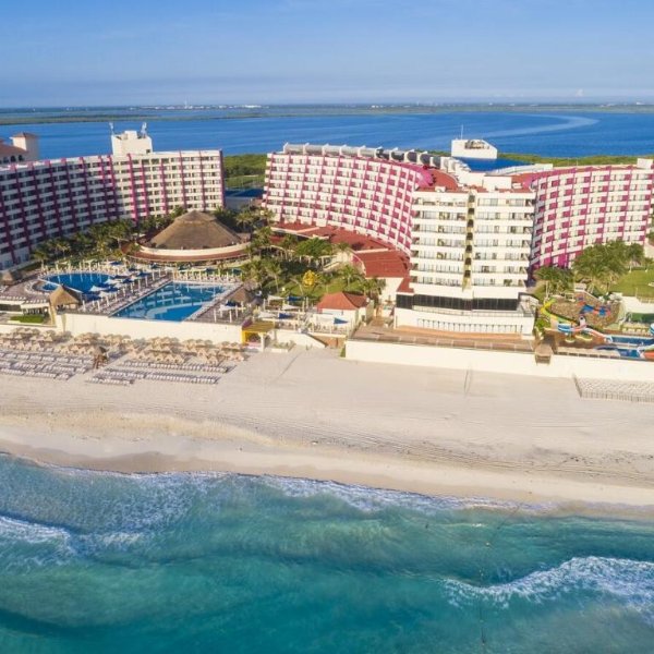 Crown Paradise Club Cancun - All Inclusive (Resort), Cancun (Mexico) Deals