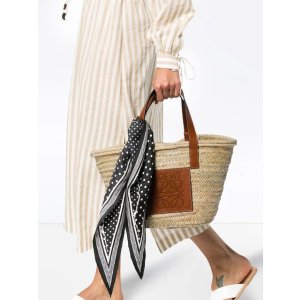 Loewe Logo 草编包