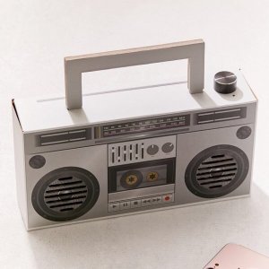 DIY Wireless Boombox Speaker @Urban Outfitters