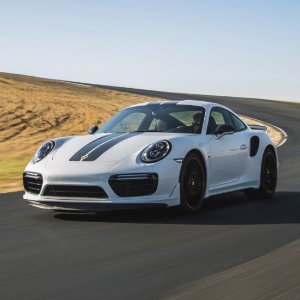 全新 2018 Porsche 911 Carrera  双门跑车