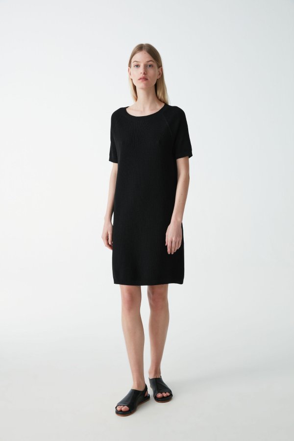 KNITTED ROUND-NECK DRESS