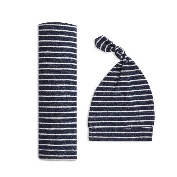 comfort knit™ 系列包裹毯+帽子
