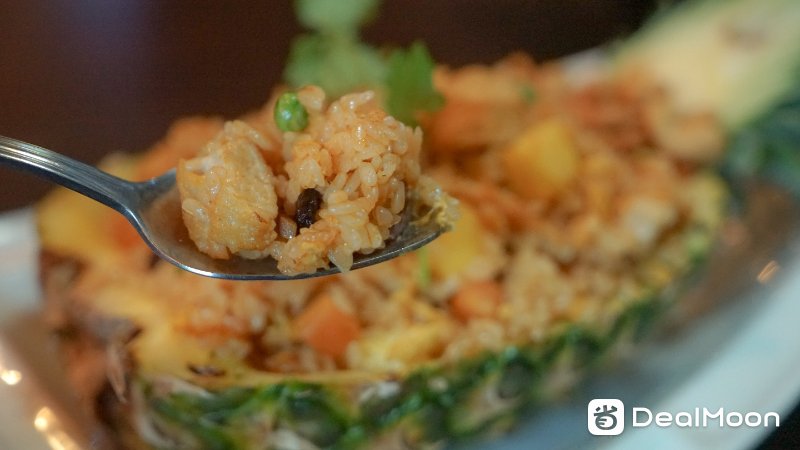 纽约 Miyabi II Asian Fusion 菠萝炒饭