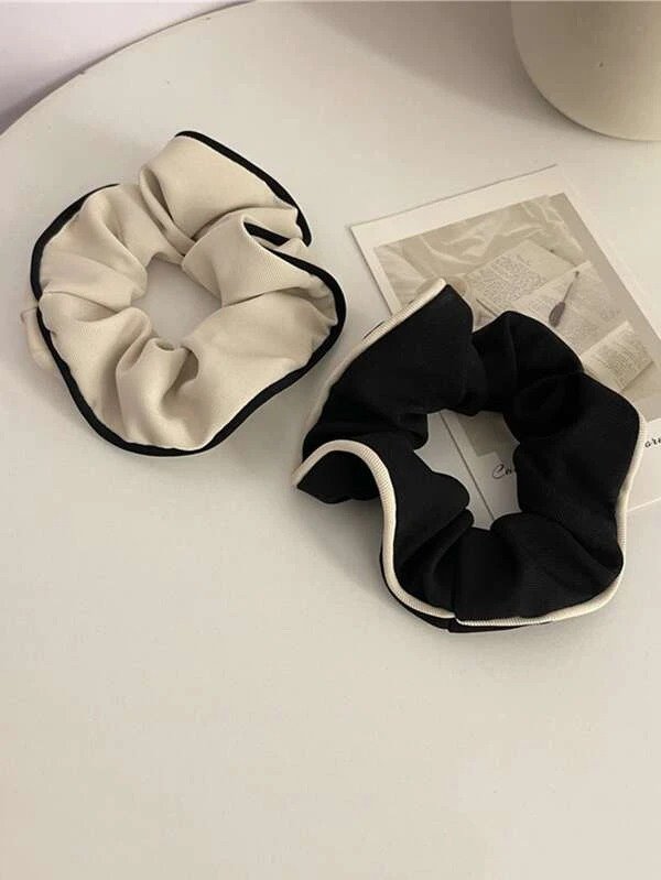 2pcs French Elegant Contrast Piping Scrunchie