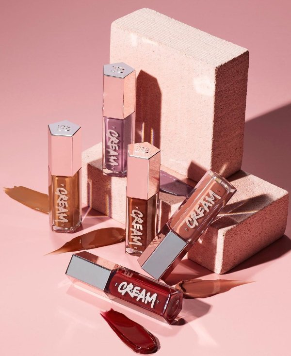 fentybeauty_130605853_431187164549060_1008347385548018972_n.jpg