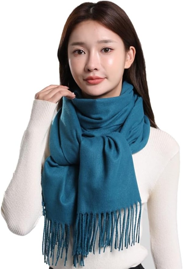 蓝色羊绒围巾