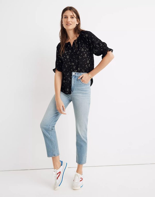 Petite Jeans in Meadowland Wash