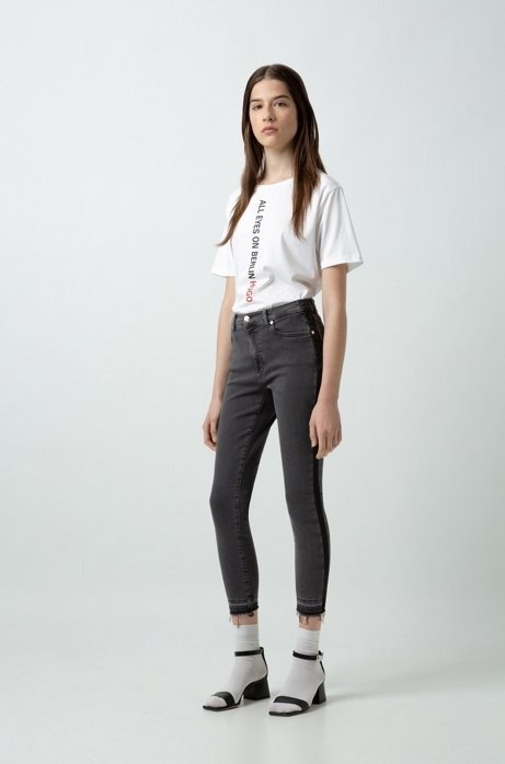 Skinny-fit cropped jeans with washed-effect side stripe
