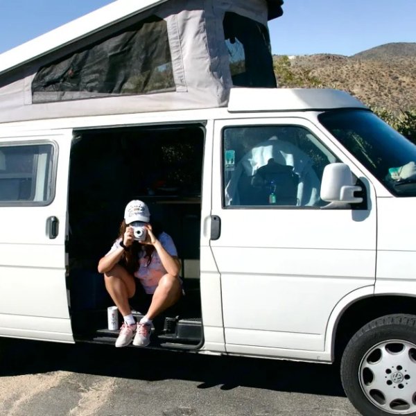 1999 Volkswagen Eurovan Camper Camper Van Rental in Los Angeles, CA