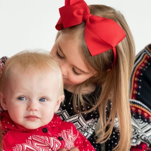 Hanna Andersson 新款儿童服饰促销，收圣诞红色迎假日
