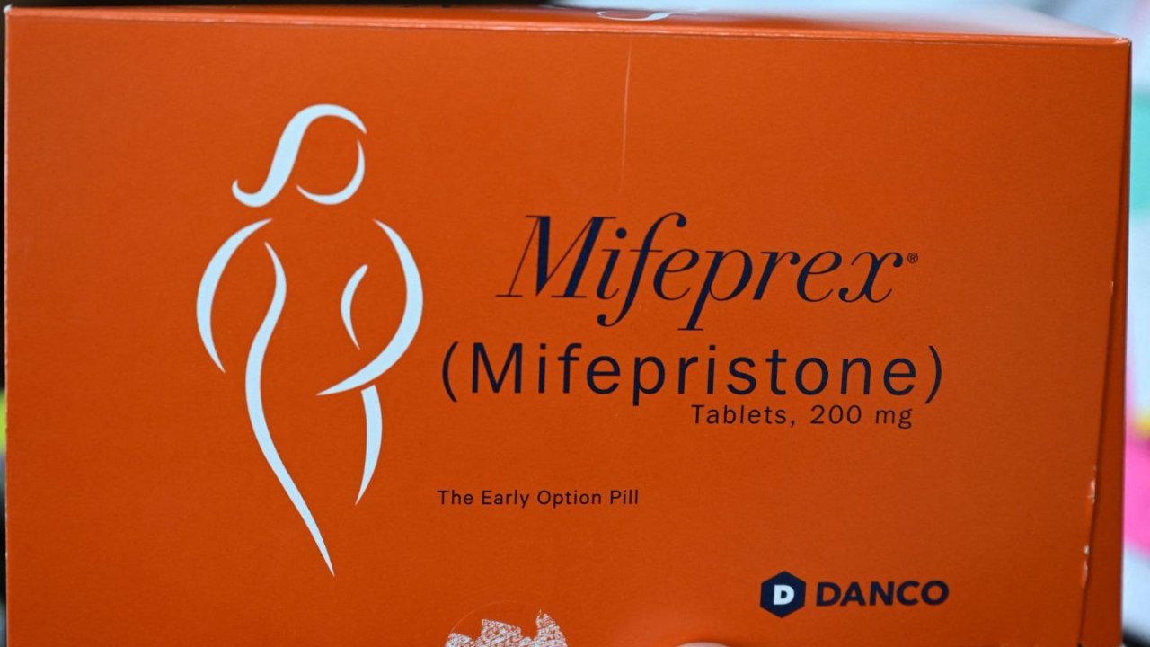 CVS和Walgreens计划在药房销售堕胎药米非司酮