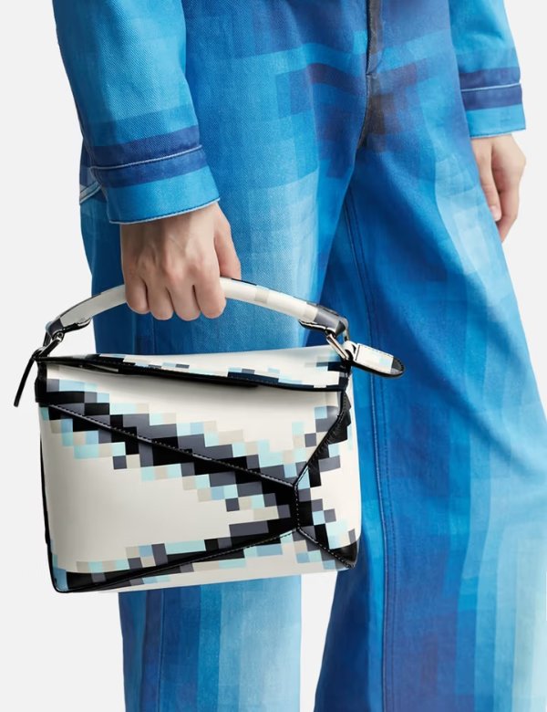 Small Pixelated Puzzle Edge Bag