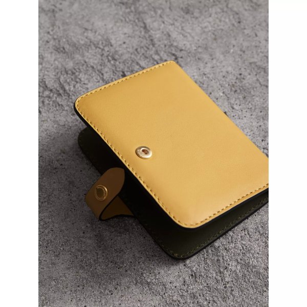 Equestrian Shield Leather Card Case